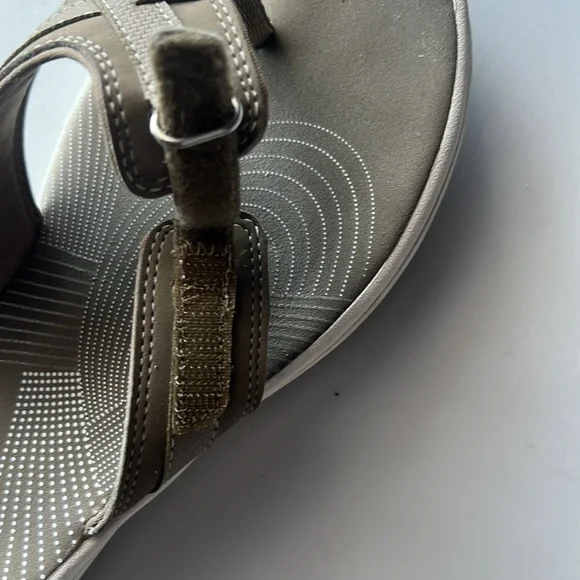 Clarks Cloud steppers Slippers Size - Picture 8 of 9